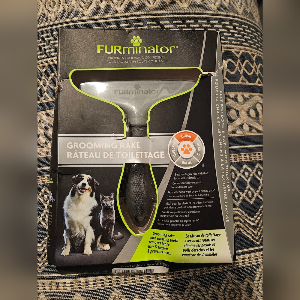 FURminator grooming rake(brush)